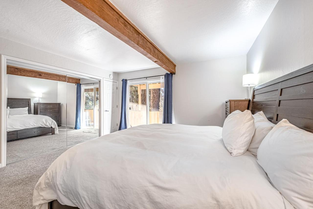 Take Me To Tahoe Apartment